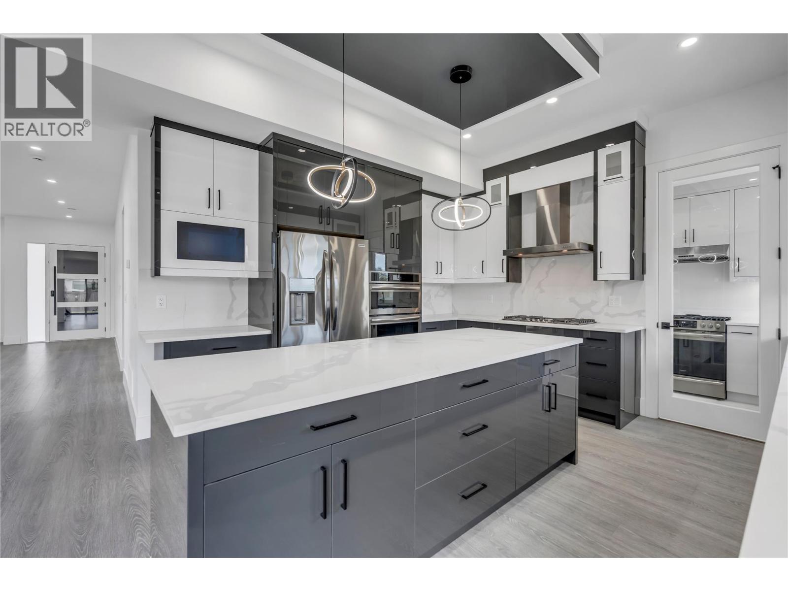 1720 Treffry Place, Summerland, British Columbia  V0H 1Z9 - Photo 4 - 10390643