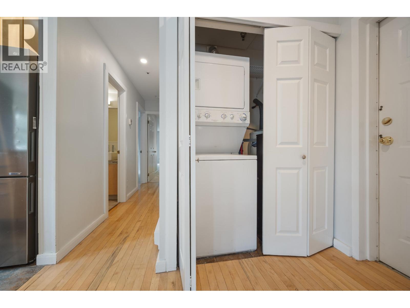 201 1868 W 8th Avenue, Vancouver, British Columbia  V6J 5G3 - Photo 13 - R3134618