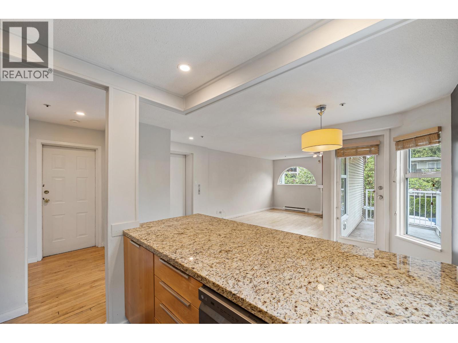 201 1868 W 8th Avenue, Vancouver, British Columbia  V6J 5G3 - Photo 11 - R3134618