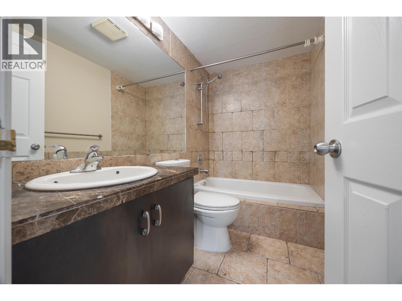 201 1868 W 8th Avenue, Vancouver, British Columbia  V6J 5G3 - Photo 21 - R3134618