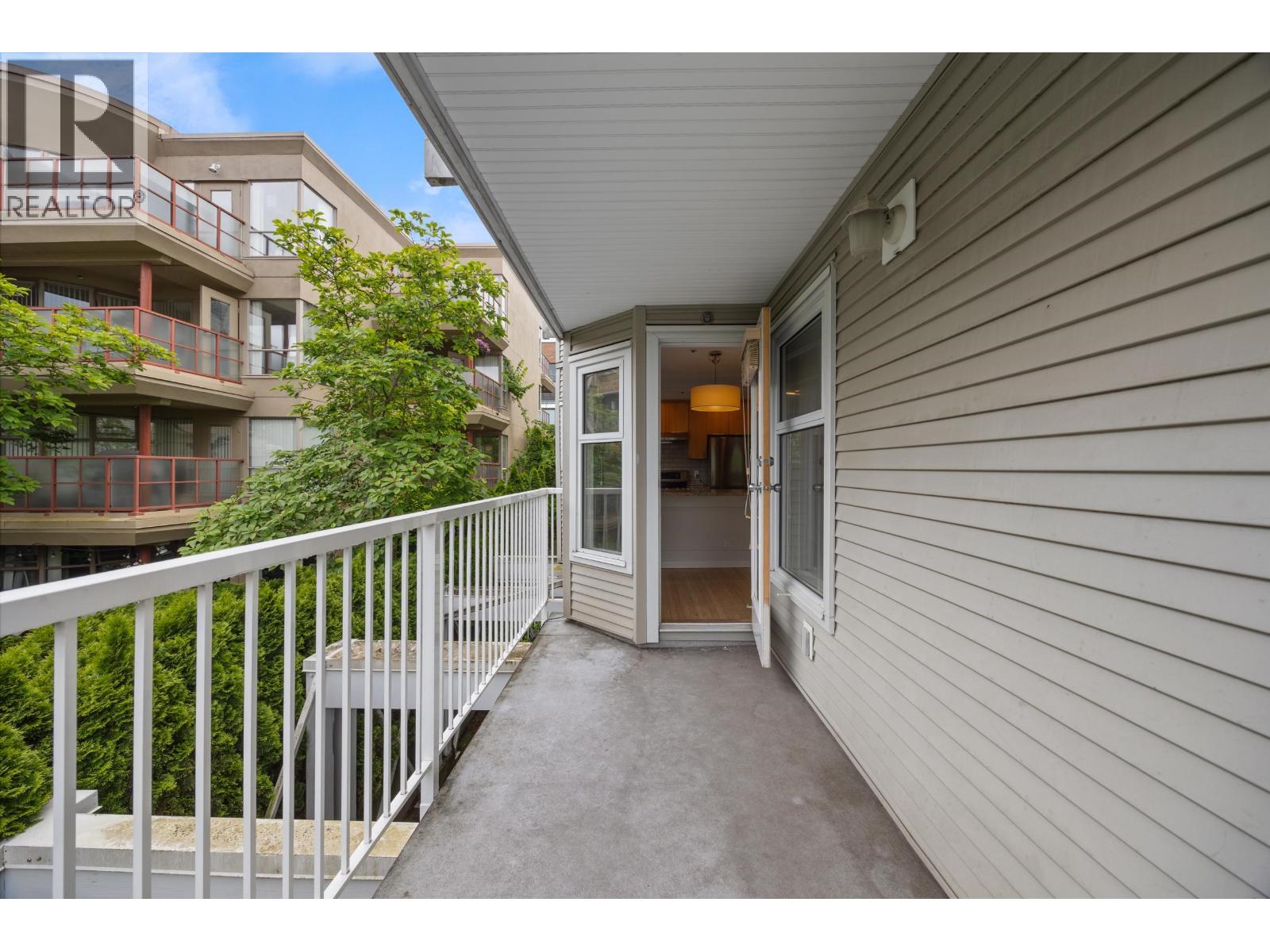 201 1868 W 8th Avenue, Vancouver, British Columbia  V6J 5G3 - Photo 15 - R3134618