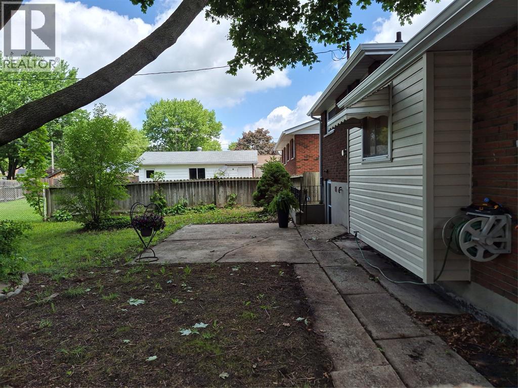 475 Colborne Drive, St Clair, Ontario  N0N 1G0 - Photo 4 - 26013734