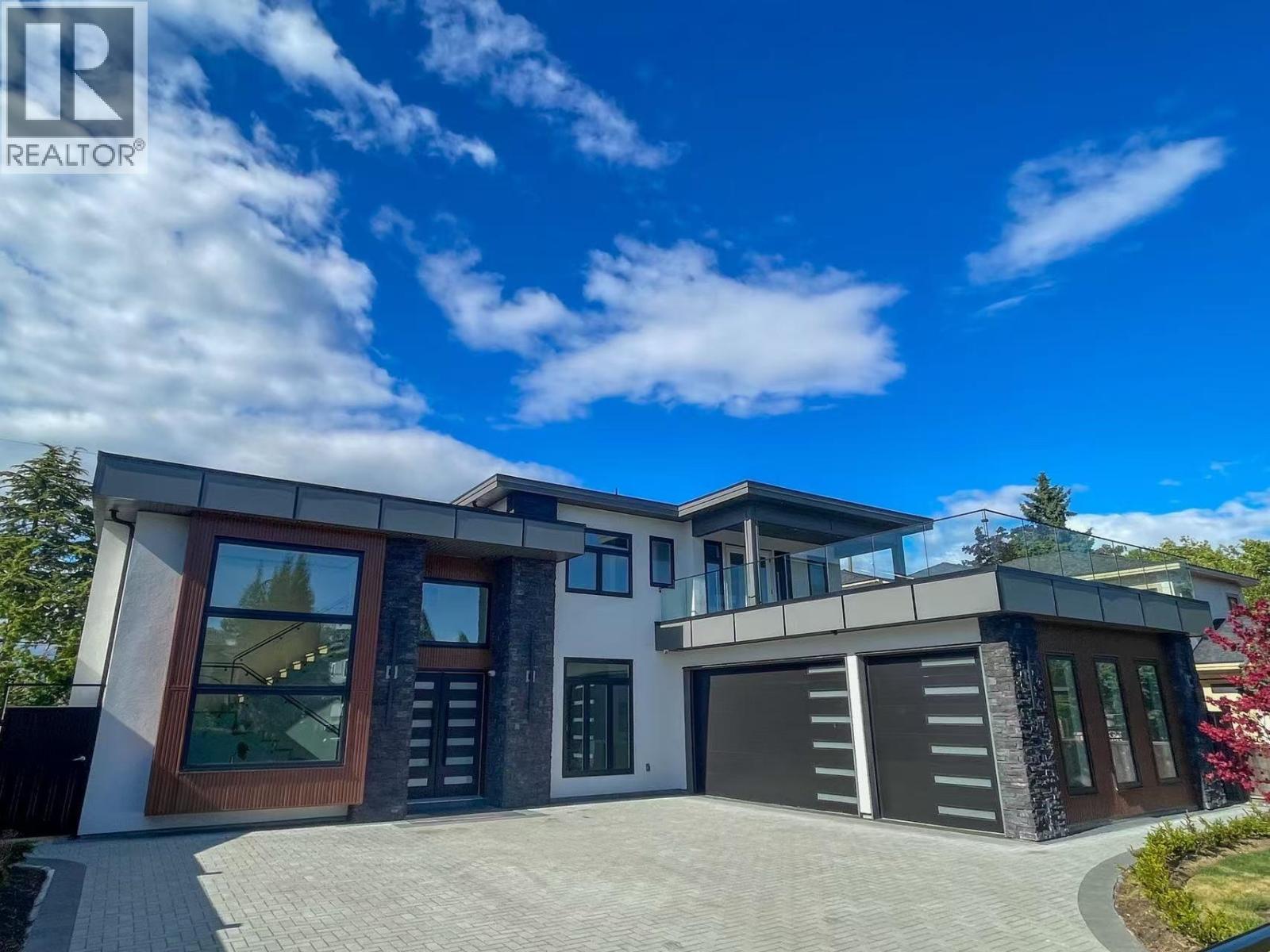3451 Ullsmore Avenue, Richmond, British Columbia  V7C 1R9 - Photo 2 - R3134584