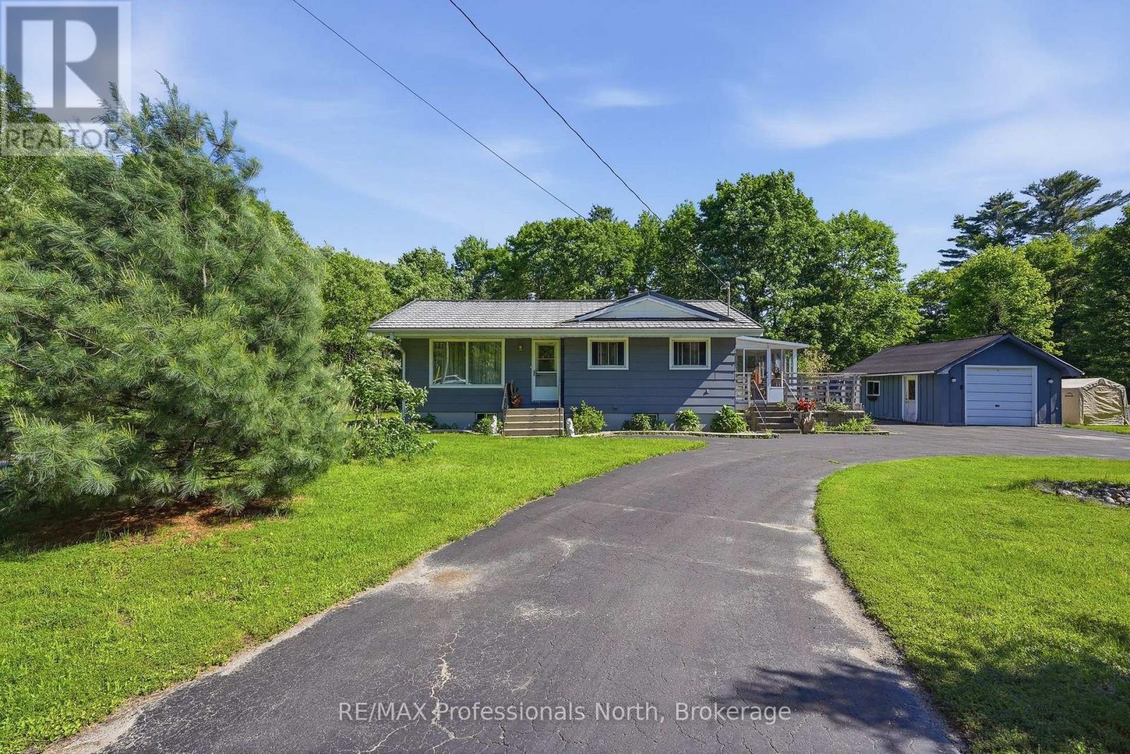 329 WASEOSA LAKE ROAD N, Huntsville, Ontario