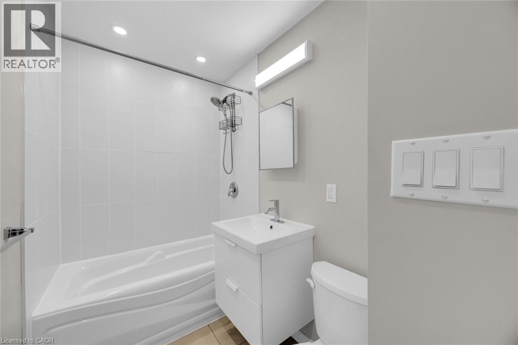 50 Columbia Street W, Waterloo, Ontario  N2L 3K5 - Photo 18 - 40835862