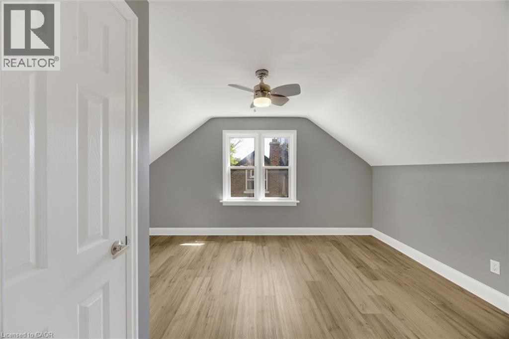 50 Columbia Street W, Waterloo, Ontario  N2L 3K5 - Photo 21 - 40835862