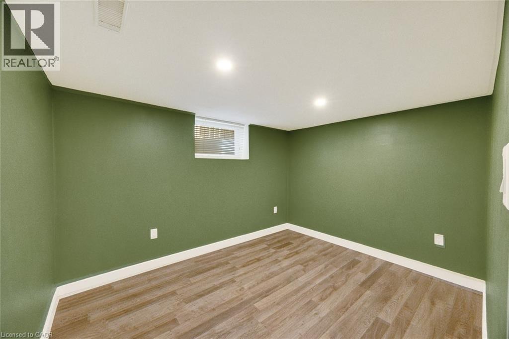 50 Columbia Street W, Waterloo, Ontario  N2L 3K5 - Photo 31 - 40835862