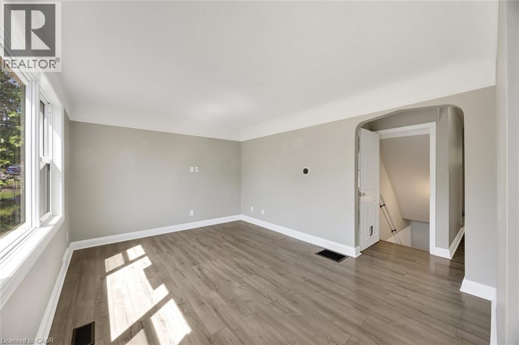 50 Columbia Street W, Waterloo, Ontario  N2L 3K5 - Photo 5 - 40835862