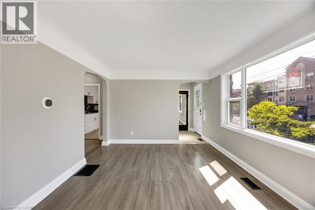 50 Columbia Street W, Waterloo, Ontario  N2L 3K5 - Photo 8 - 40835862