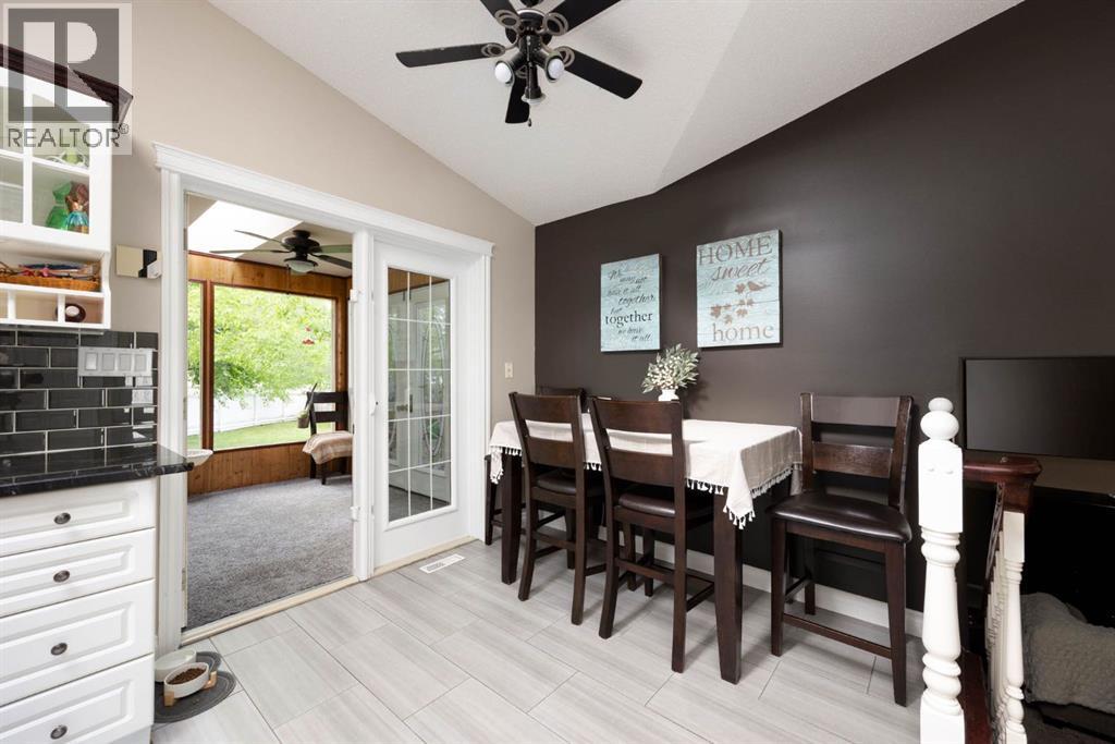 116 Castle Ridge Lane, Fort Mcmurray, Alberta T9K 5A8 - Photo 14 - A2318932