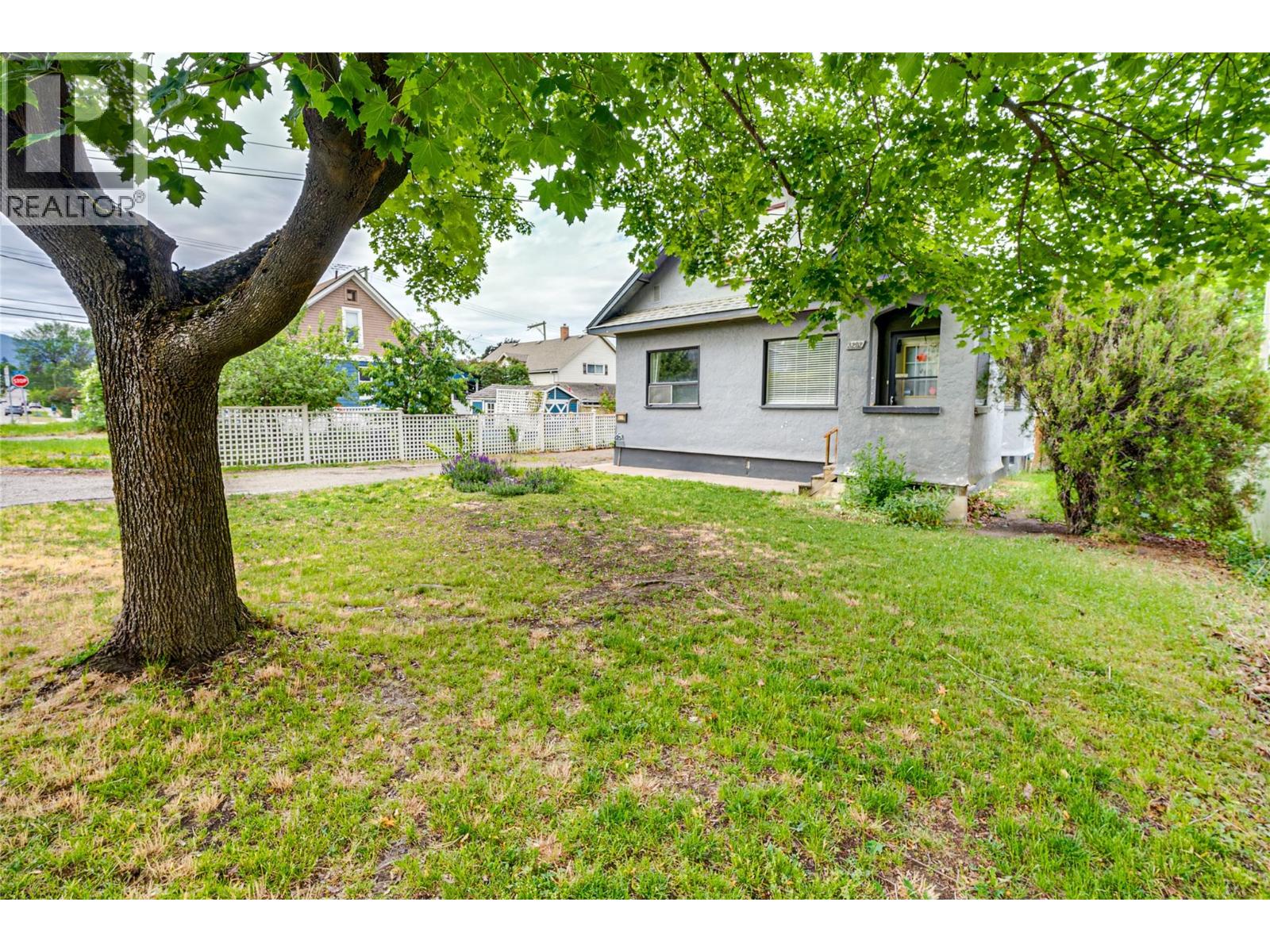 3202 26 Street, Vernon, British Columbia  V1T 4V3 - Photo 2 - 10389641