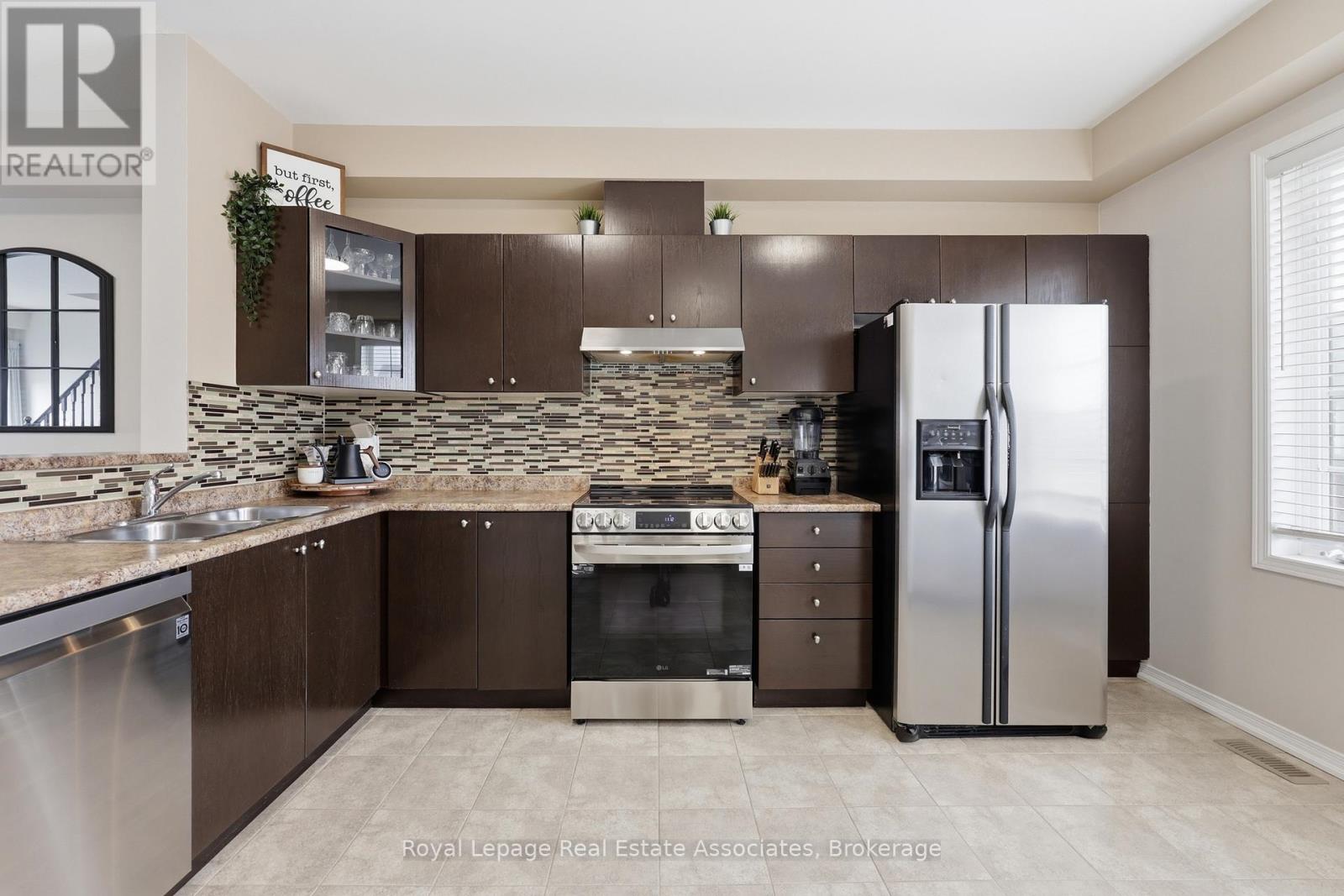 6 - 170 Dewitt Road, Hamilton, Ontario  L8E 0B4 - Photo 7 - X12949630