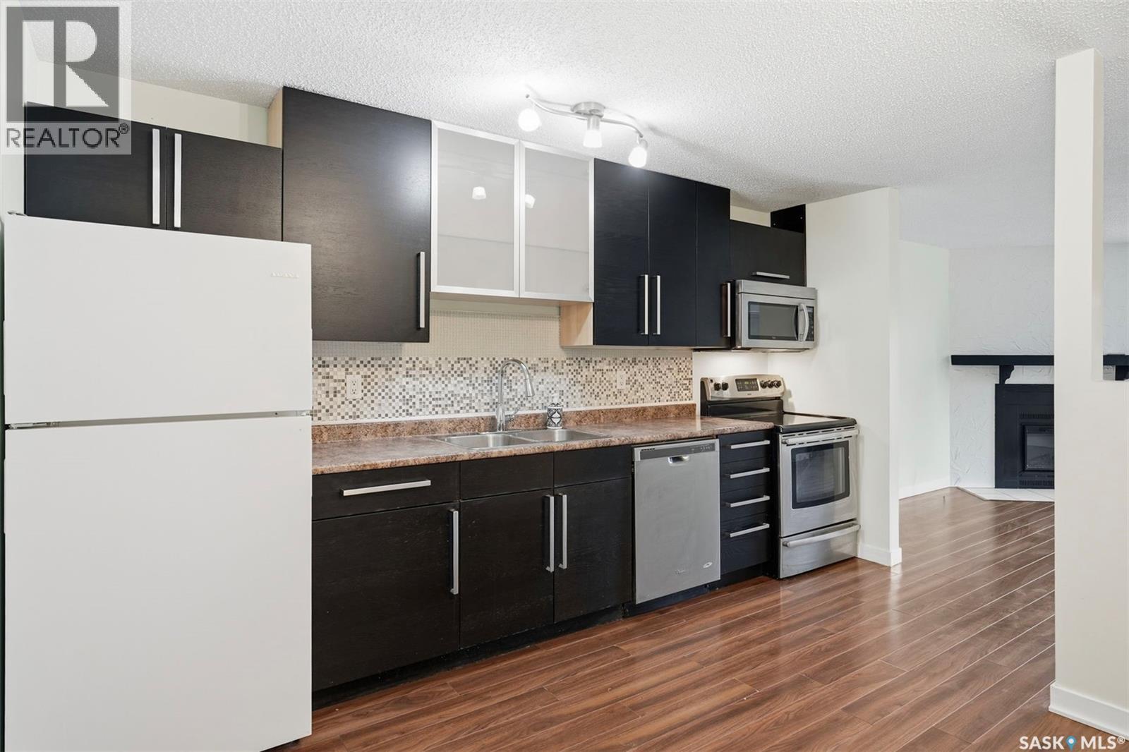 306 536 4th Avenue N, Saskatoon, Saskatchewan  S7K 2M7 - Photo 3 - SK038949