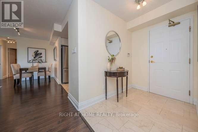 618 - 18 Concorde Place, Toronto, Ontario  M3C 3T9 - Photo 4 - C13427364