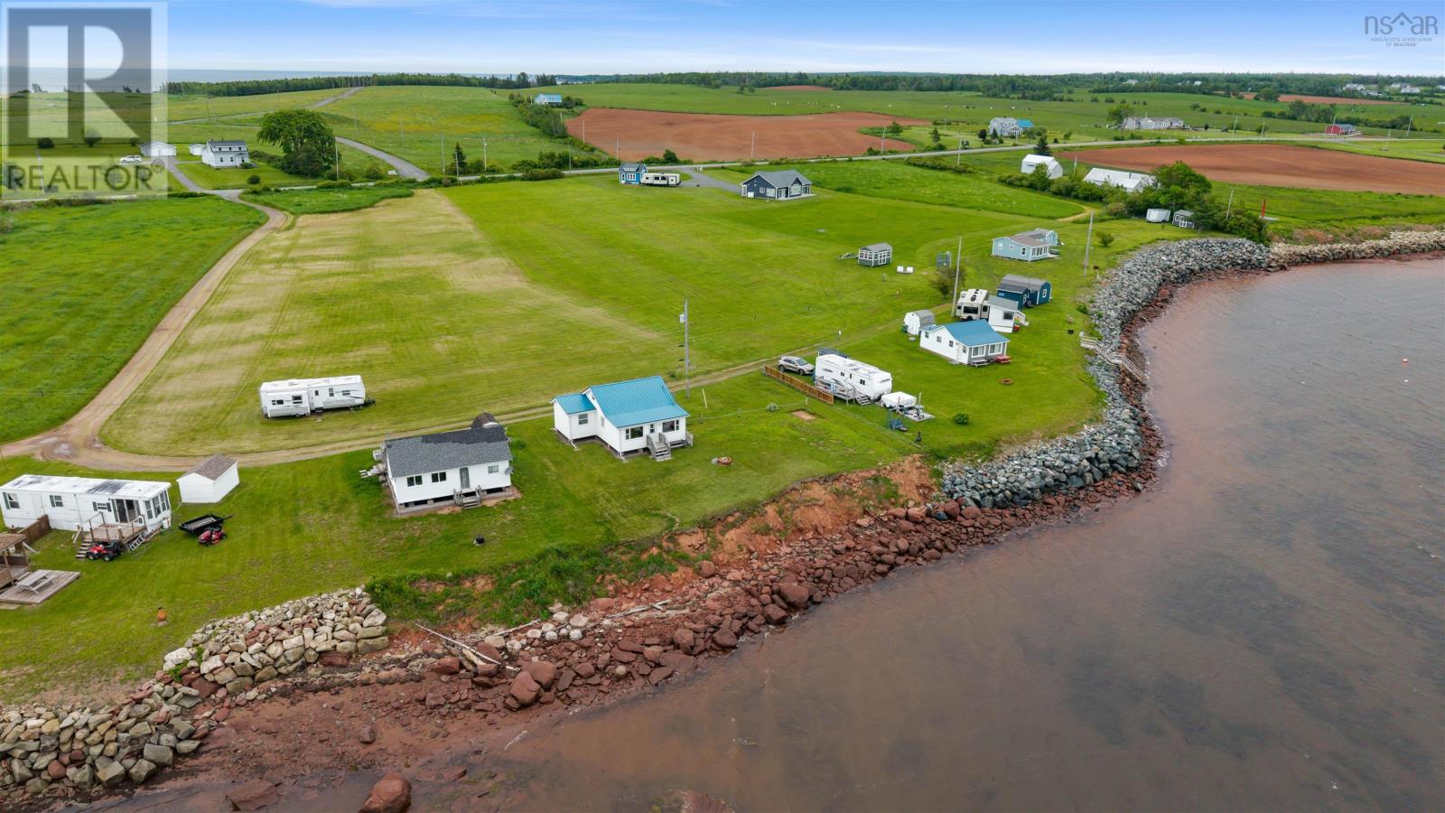 115 Fishing Point Road, Pugwash, Nova Scotia  B0K 1L0 - Photo 3 - 202613989