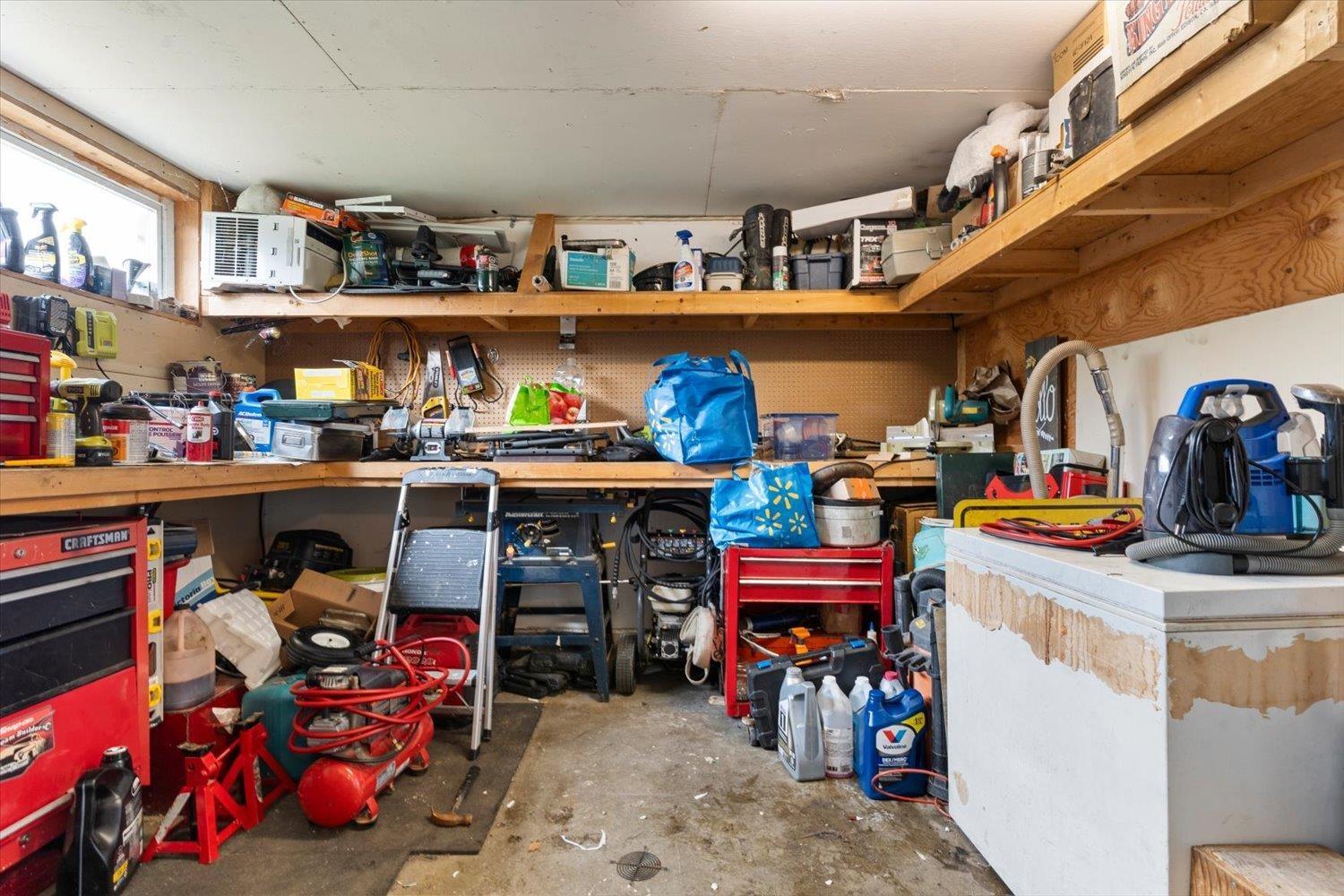 Listing image 24