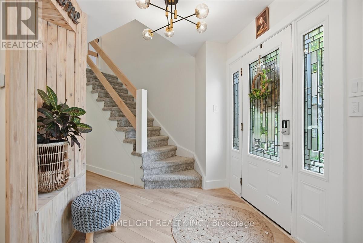 16 Lindbrook Court, London North, Ontario  N5X 2L3 - Photo 3 - X13427646