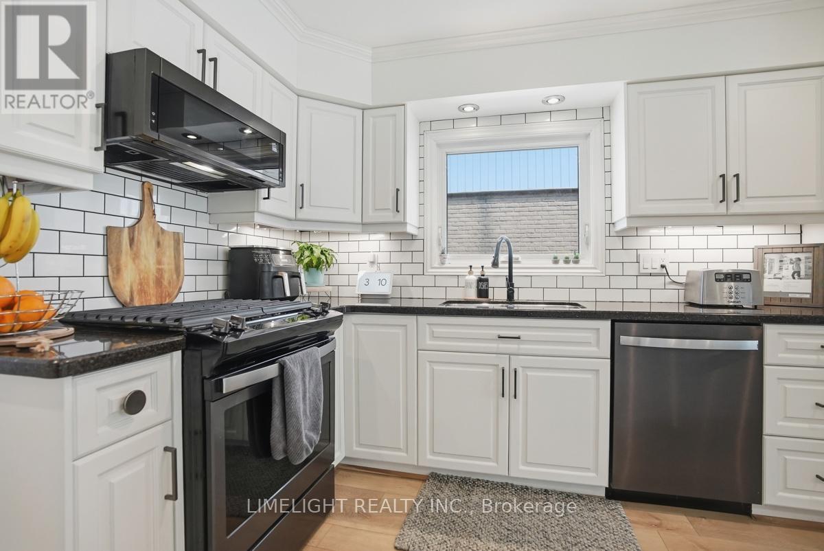 16 Lindbrook Court, London North, Ontario  N5X 2L3 - Photo 9 - X13427646