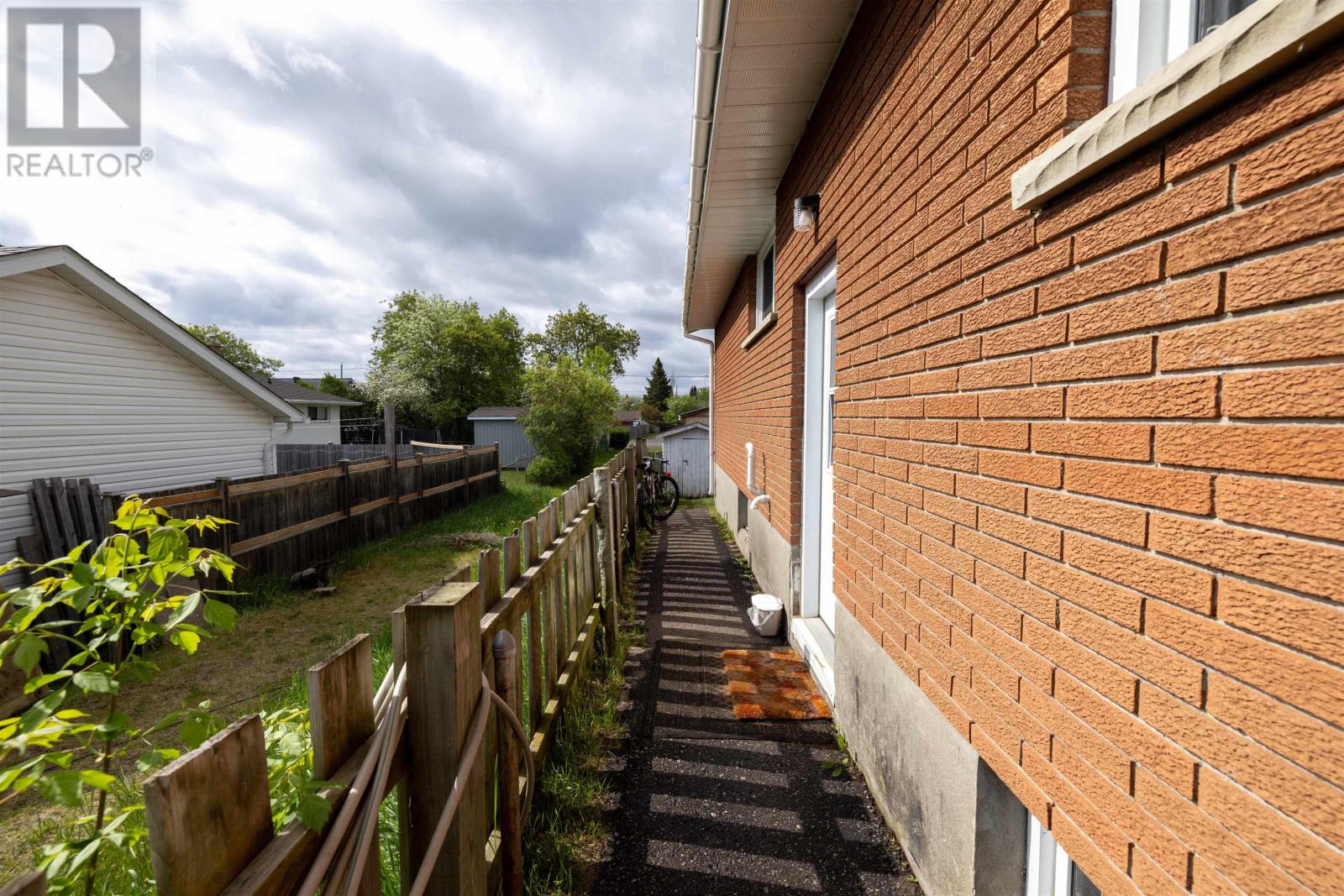853-855 Hudson Ave, Thunder Bay, Ontario  P7A 6J5 - Photo 22 - TB2601446