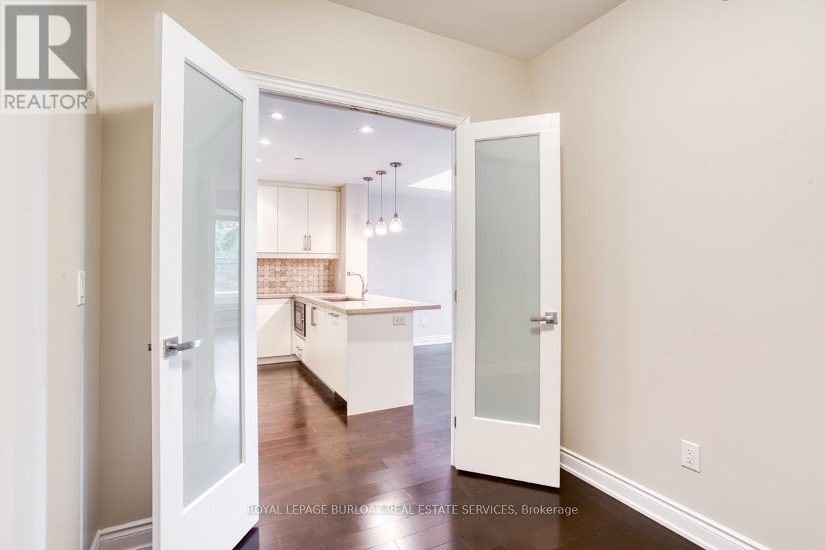 219 - 3500 Lakeshore Road W, Oakville, Ontario  L6L 0B4 - Photo 15 - W13427328