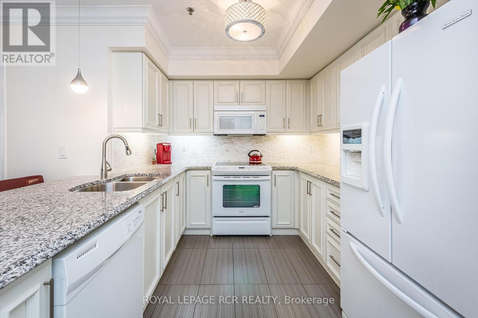 106 - 60 Baycliffe Crescent, Brampton, Ontario  L7A 0Z4 - Photo 4 - W13427340