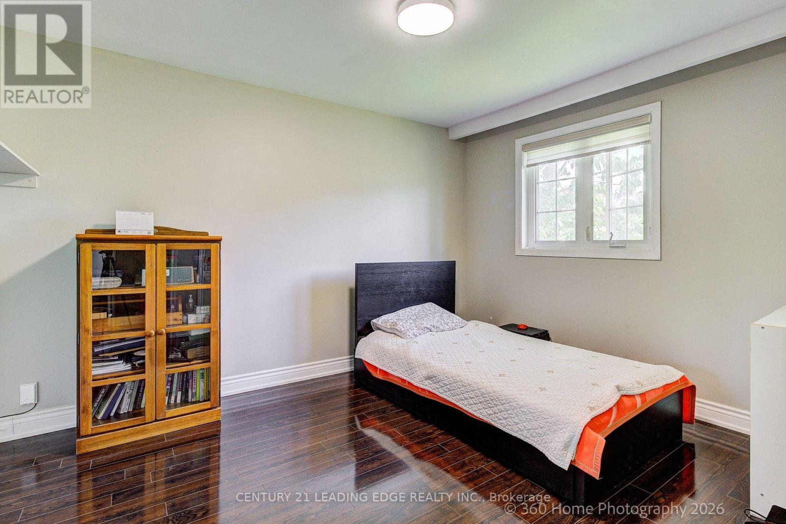 4 Blacksmith Crescent, Toronto, Ontario  M3N 1V4 - Photo 13 - W13427396