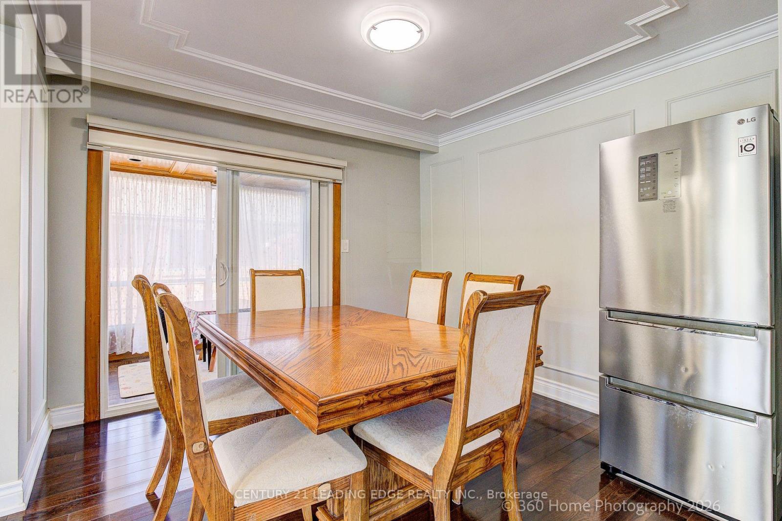4 Blacksmith Crescent, Toronto, Ontario  M3N 1V4 - Photo 19 - W13427396