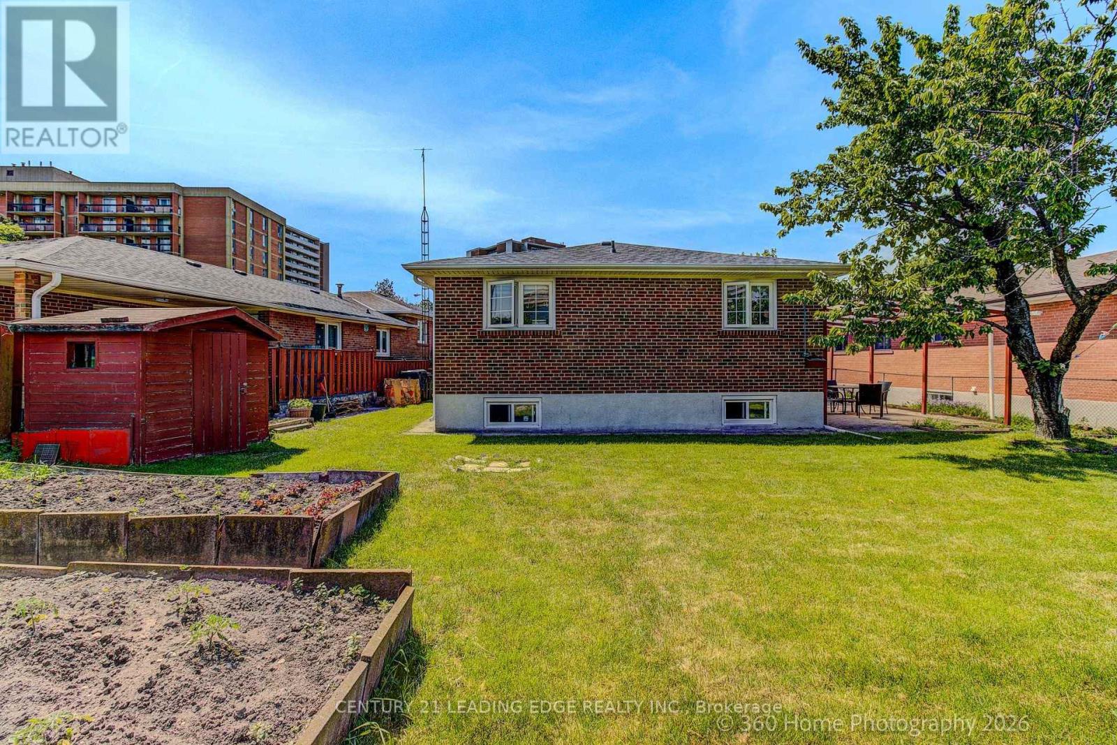 4 Blacksmith Crescent, Toronto, Ontario  M3N 1V4 - Photo 23 - W13427396