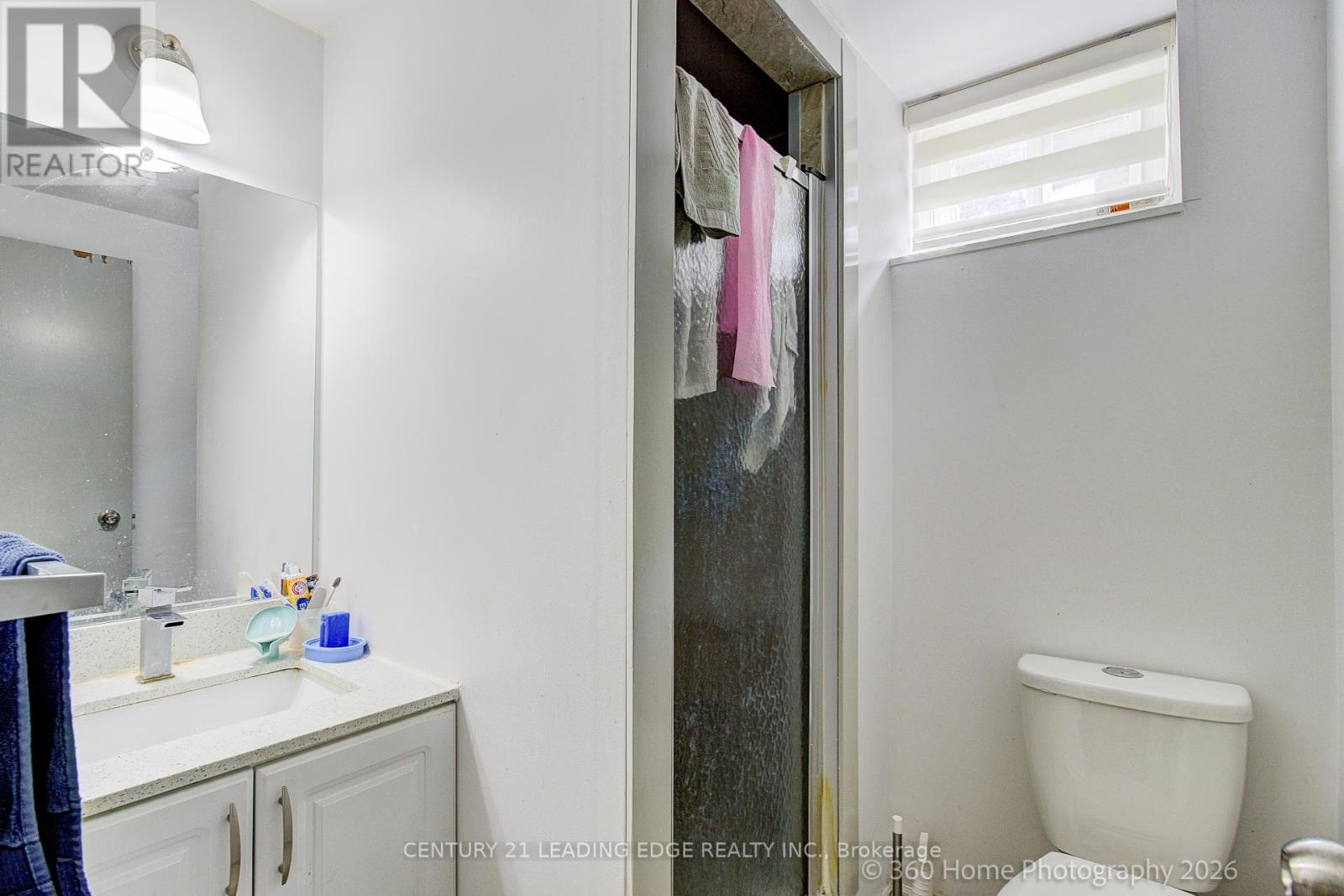 4 Blacksmith Crescent, Toronto, Ontario  M3N 1V4 - Photo 7 - W13427396