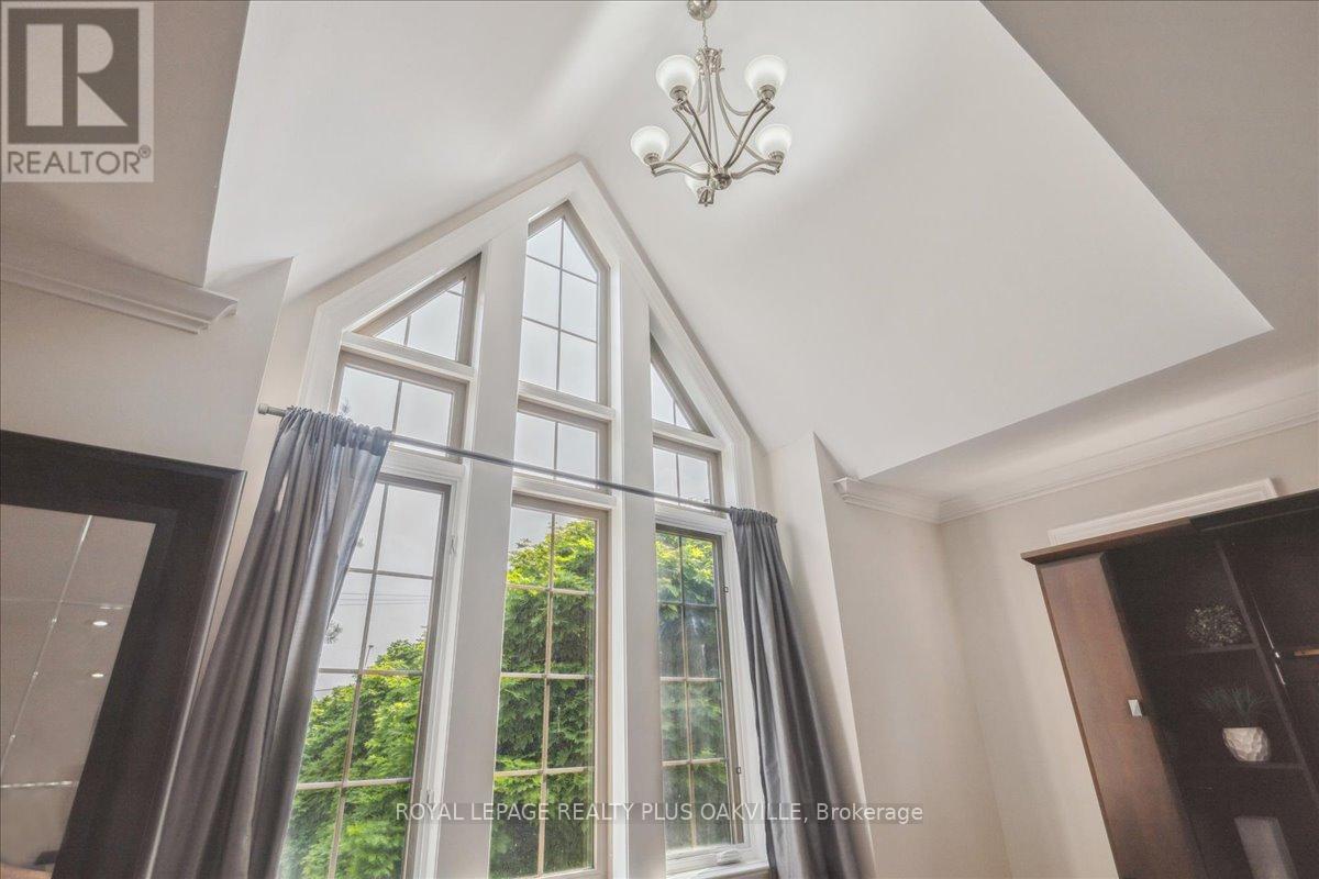621 North Shore Boulevard E, Burlington, Ontario  L7T 1X4 - Photo 29 - W13427428