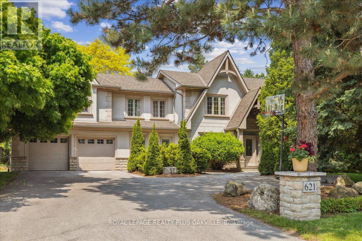 621 North Shore Boulevard E, Burlington, Ontario  L7T 1X4 - Photo 3 - W13427428