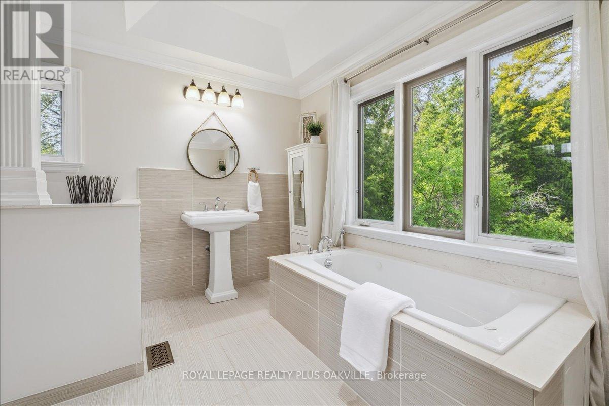 621 North Shore Boulevard E, Burlington, Ontario  L7T 1X4 - Photo 32 - W13427428