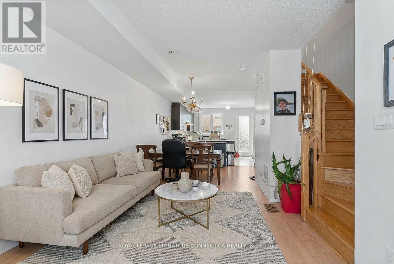 399 The Westway Way, Toronto, Ontario  M9R 1H3 - Photo 4 - W13427450