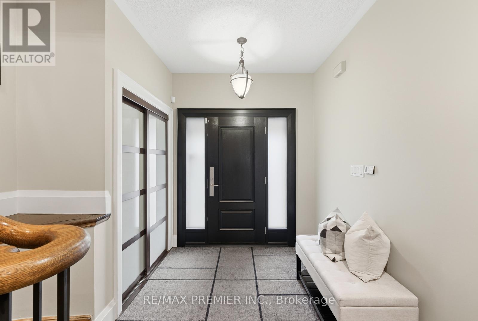 7 Christensen Avenue, Caledon, Ontario  L7E 2Y6 - Photo 4 - W13427458