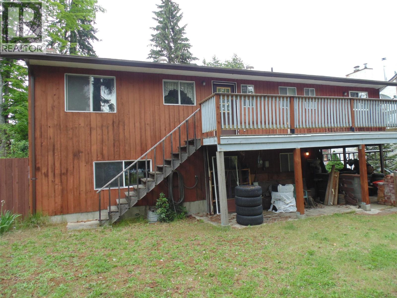 1410 Highland Drive, Castlegar, British Columbia V1N 3V9 - Photo 2 - 10389648