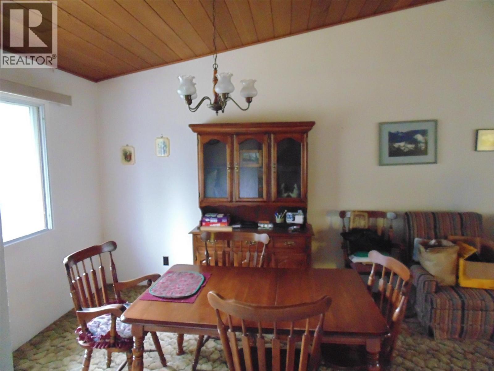 1410 Highland Drive, Castlegar, British Columbia V1N 3V9 - Photo 8 - 10389648
