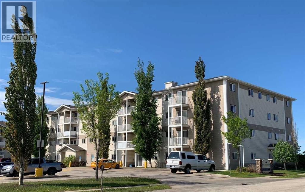 301, 12025 Royal Oaks Drive, Grande Prairie, Alberta