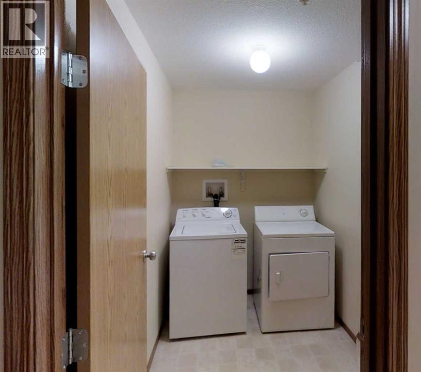 301, 12025 Royal Oaks Drive, Grande Prairie, Alberta T8V 2K8 - Photo 15 - A2306454