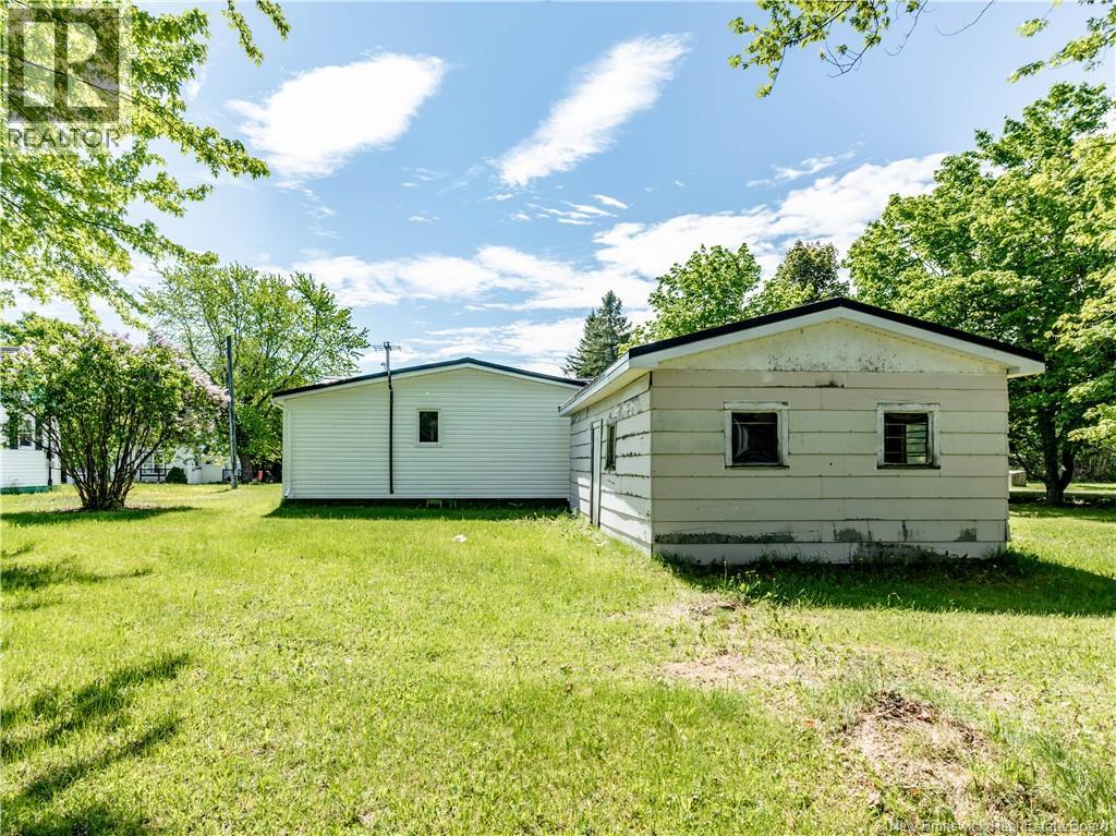 18 Colonel, Saint-Louis-De-Kent, New Brunswick  E4X 1C4 - Photo 5 - NB141637