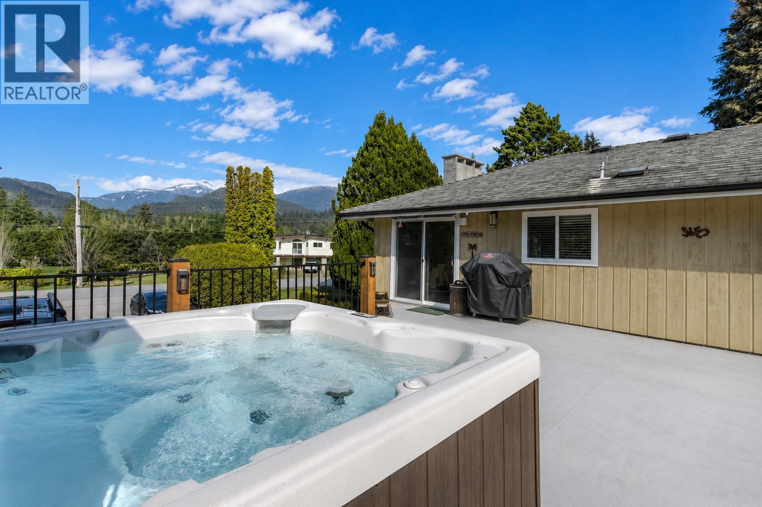 40251 Kalodon Road, Squamish, British Columbia  V0N 1T0 - Photo 15 - R3134625