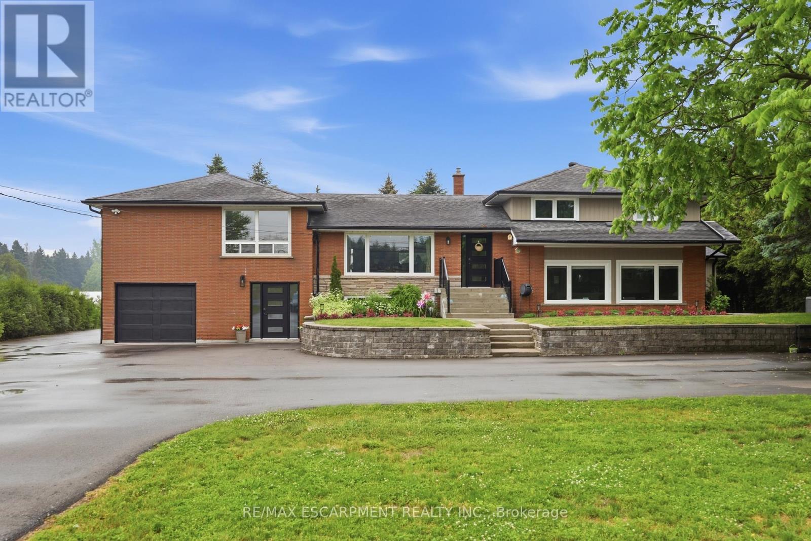 891 CENTRE ROAD, Hamilton, Ontario