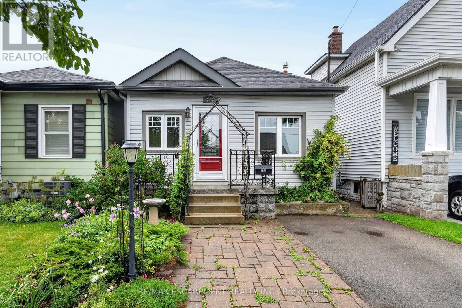272 COPE STREET, Hamilton, Ontario