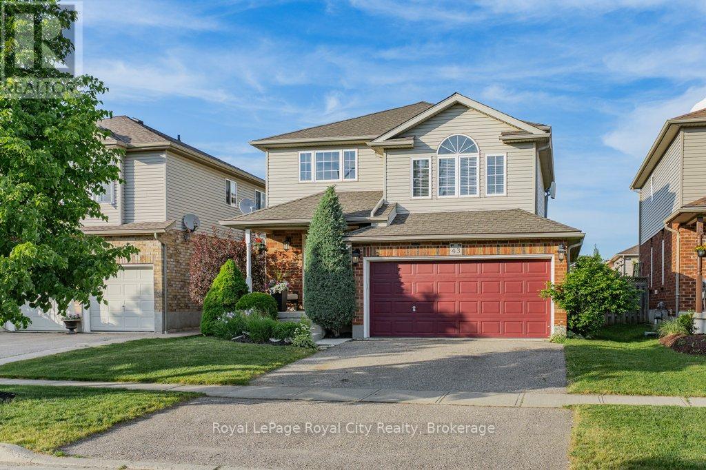 43 BRENNEMAN DRIVE, Wilmot, Ontario