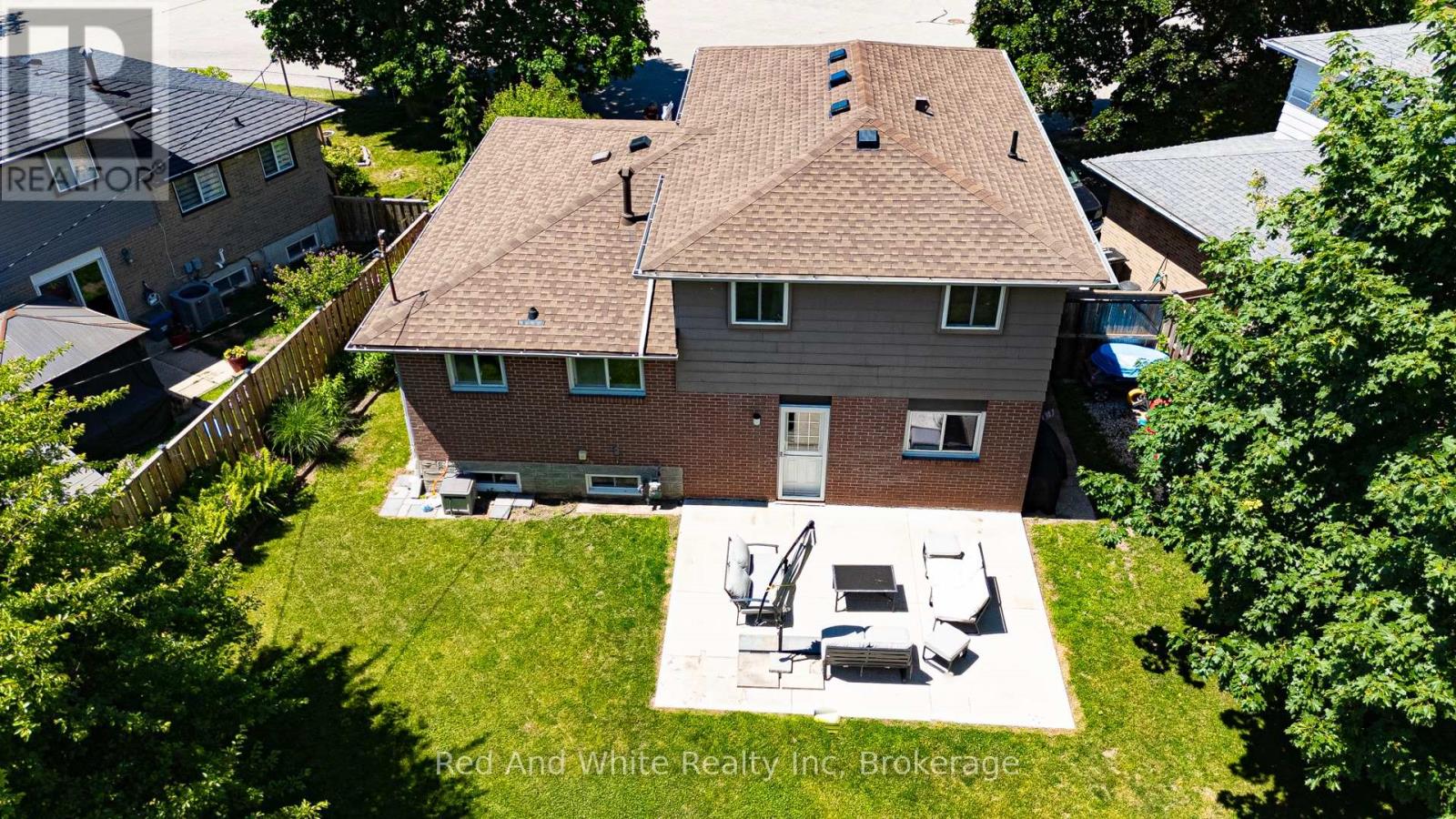 1138 Kathlene Court, Cambridge, Ontario  N3H 4P2 - Photo 5 - X13427718