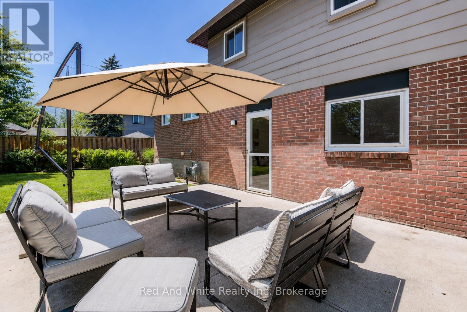 1138 Kathlene Court, Cambridge, Ontario  N3H 4P2 - Photo 9 - X13427718
