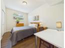 1088 Sunset Drive Unit# 302, Kelowna, BC V1Y 9W1