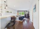 1088 Sunset Drive Unit# 302, Kelowna, BC V1Y 9W1