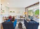 1088 Sunset Drive Unit# 302, Kelowna, BC V1Y 9W1