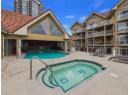 1088 Sunset Drive Unit# 302, Kelowna, BC V1Y 9W1