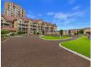 1088 Sunset Drive Unit# 302, Kelowna, BC V1Y 9W1